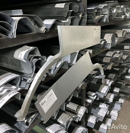 Арка правая Mazda MPV I LV 1988-1999