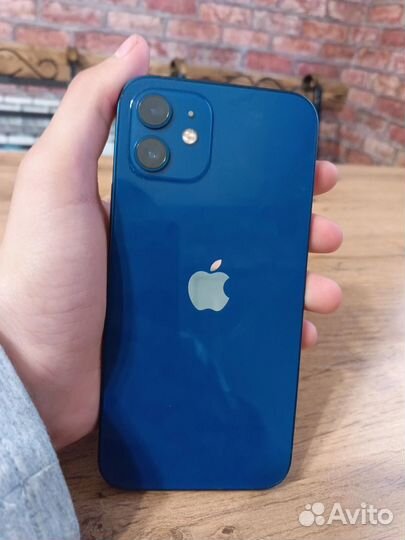 iPhone 12, 64 ГБ