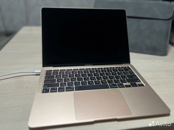 Apple MacBook Air 13 2020 m1 8gb 256