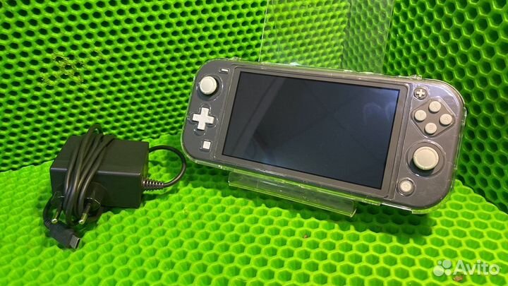 Игровая приставка Nintendo switch lite