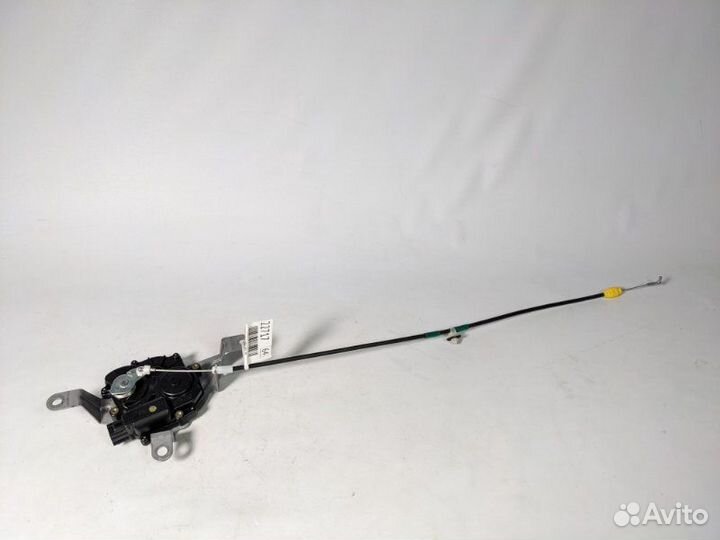 Активатор замка двери задний левый Nissan Serena