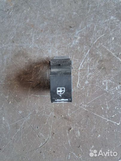 Кнопка стеклоподъёмника Volkswagen Passat B6