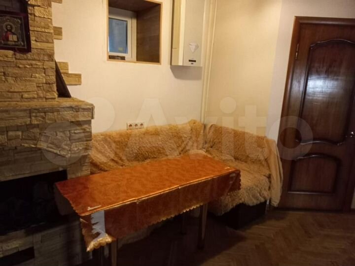 Комната 11 м² в 4-к., 2/10 эт.