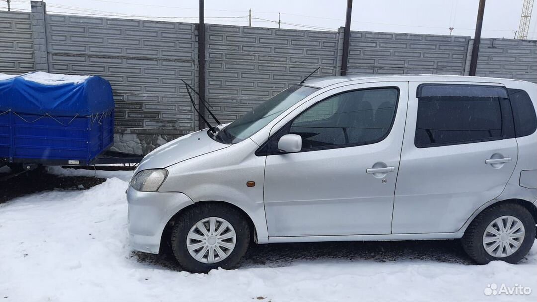 Daihatsu YRV 1.3 AT, 2003, 180 000 км