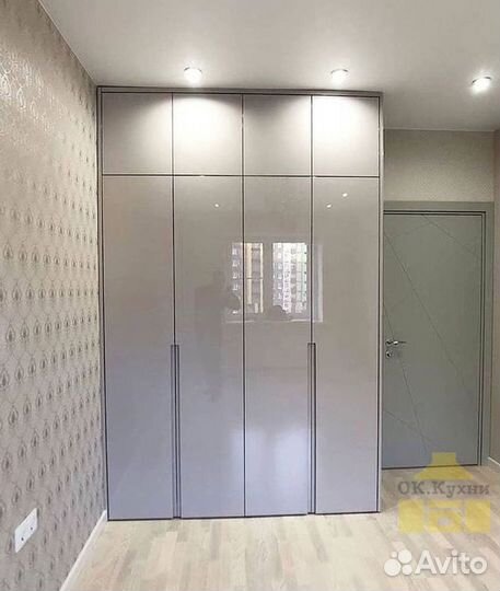 Шкаф стенка