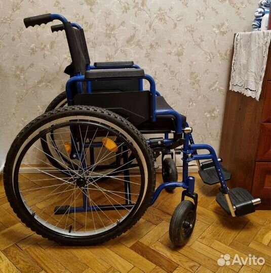 Кресло-коляска инвалидная