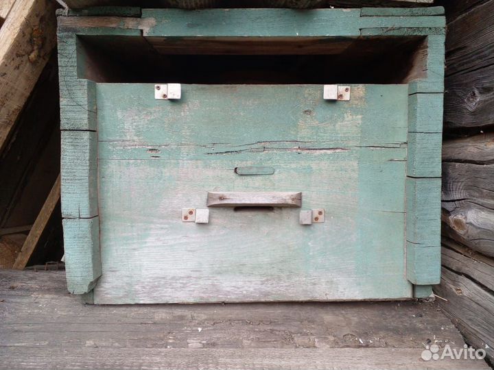 Пчелиные ульи