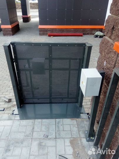 Вертикальный подъемник для инвалидов пту-001А