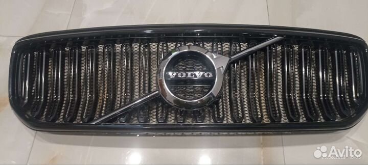 Решетка радиатора Volvo xc40
