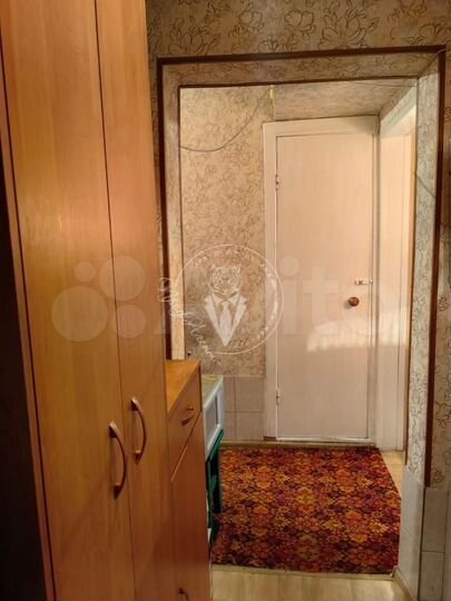 2-к. квартира, 32 м², 1/9 эт.