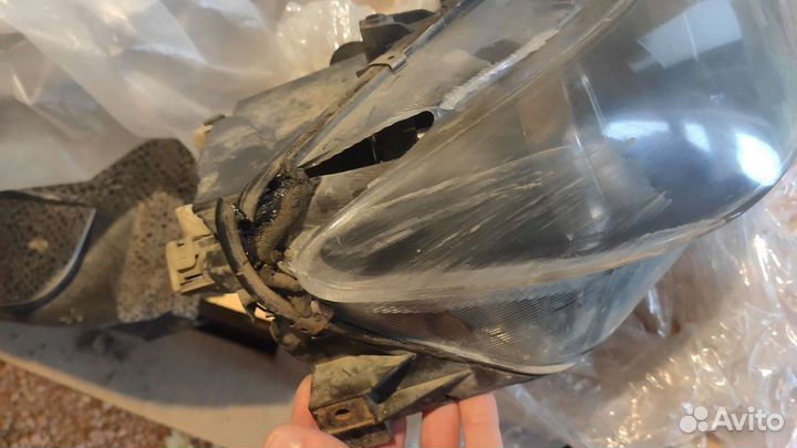 Фара Mazda 6 gg 2007