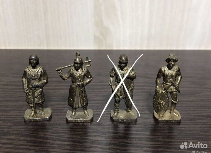 Игрушки киндер сюрприз. Металлические солдатики. 9