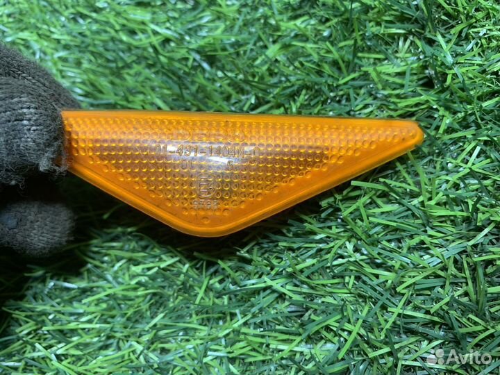 Повторитель поворота в крыло Ford Focus I