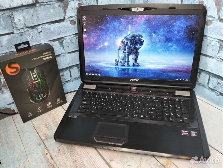 Игровой MSI 17.3 Full HD/ 2 видеокарты/ RAM 8/ SSD