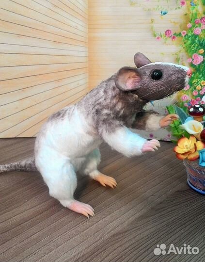 Крыса интерьерная игрушка