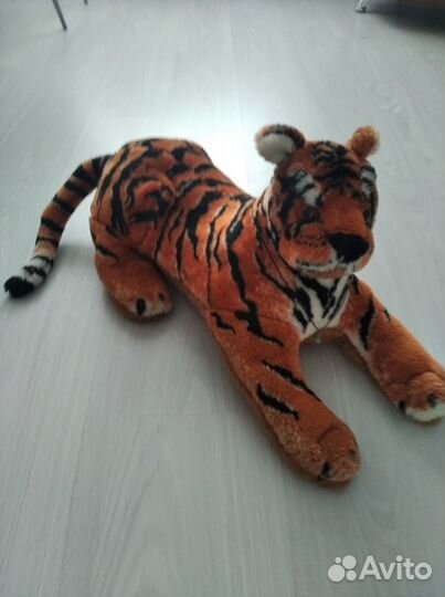 Мягкие игрушки лев и тигр
