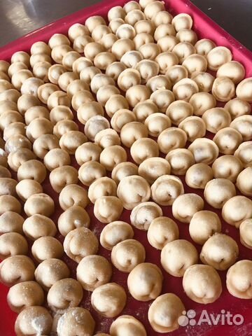 Пельмени, манты, лапша ручной лепки