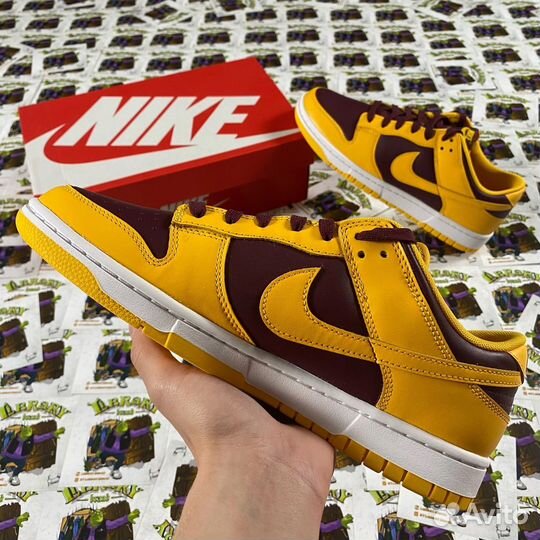 Nike Dunk Low