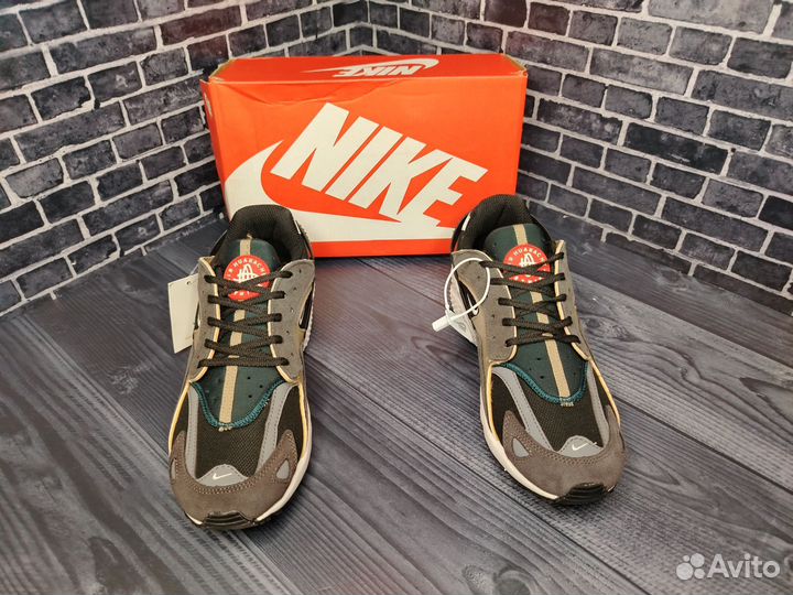 Кроссовки Nike Huarache замша