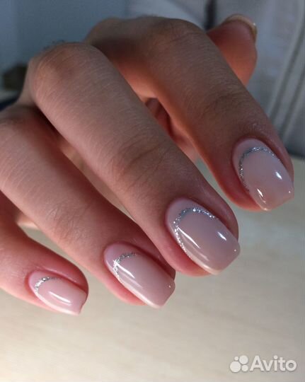 Маникюр и педикюр