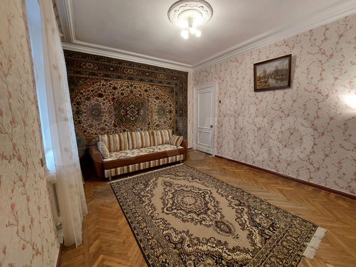 3-к. квартира, 74,2 м², 2/4 эт.