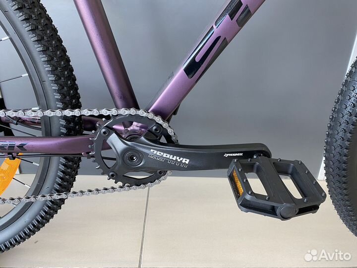 Велосипед горный женский Stark 27,5