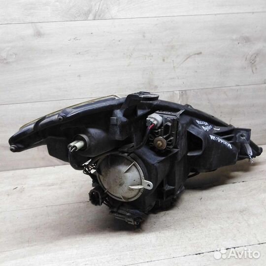 Фара левая ксенон Nissan Murano I (Z50)