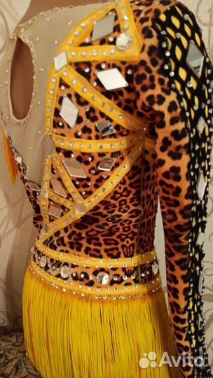 Купальник для художественной гимнастики