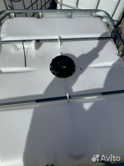 Емкость 1000 л. новая только опт