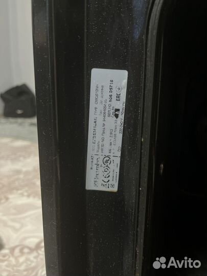 Продам духовой шкаф Electrolux EZB53430aк