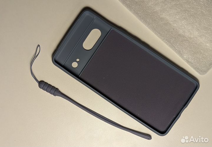 Силиконовый чехол на Pixel 7 (серый, шнурок)