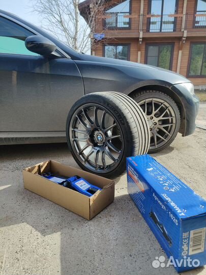 Rays Volk Progressive ME 18x8.5/18x9.5 225/40 R18