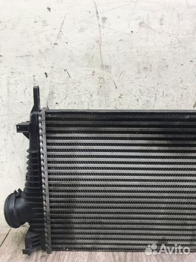 Интеркулер Opel Insignia A20DTH 2010