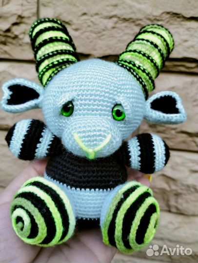 Бафомет вязаный ручной работы