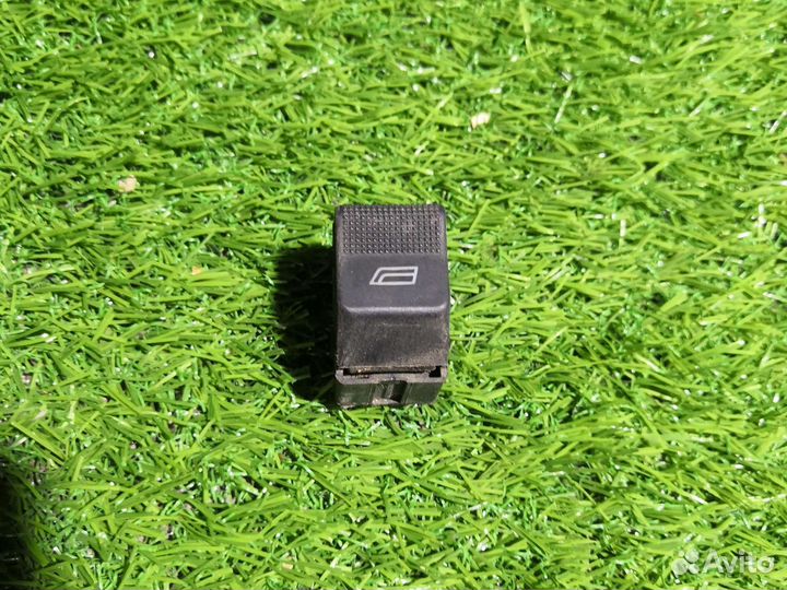 Кнопка стеклоподъемника Audi A4 b5