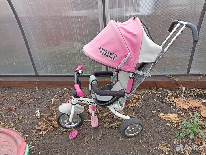 Детский велосипед с родительской ручкой