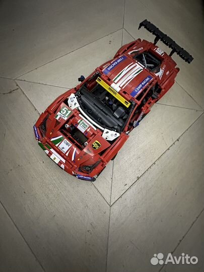 Lego Technic Ferrari 488 GTE
