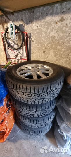 Nokian Tyres All Weather+ 285/60 R18