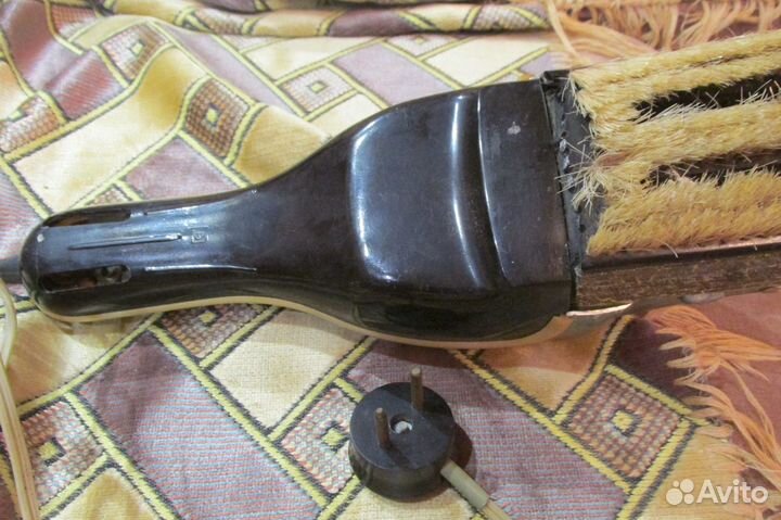 Первая в СССР электро щетка ветерок 2