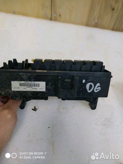 Блок предохранителей Jeep Grand Cherokee wk