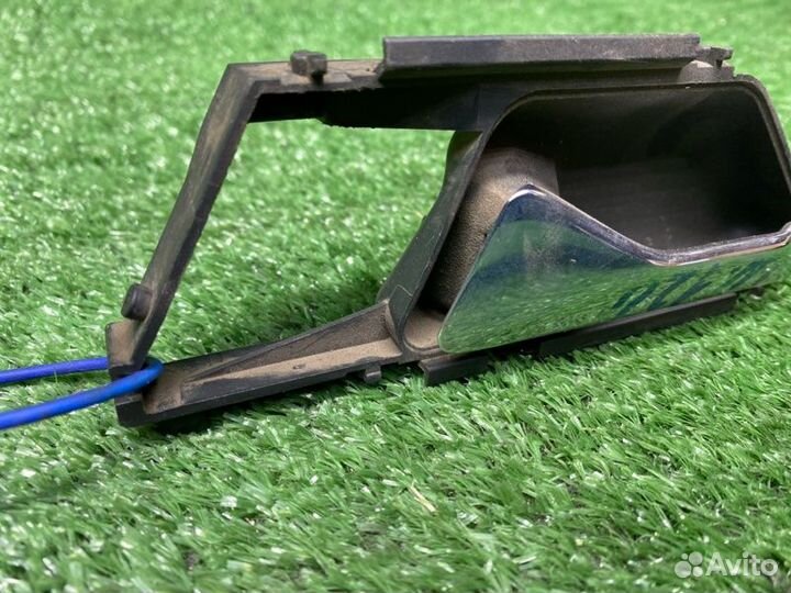 Ручка внутренняя передняя левая Mercedes-Benz E