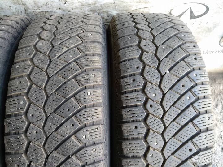 Continental ContiIceContact 4x4 215/65 R16 102T