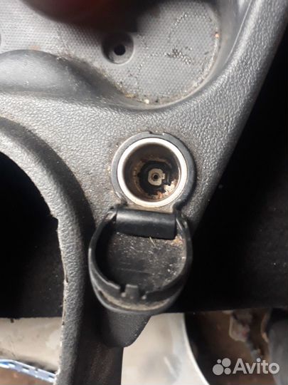 Консоль Nissan Almera G15 2013