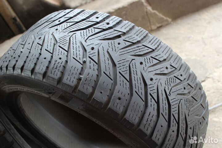 Kumho WinterCraft Ice WI31 245/45 R17 99T
