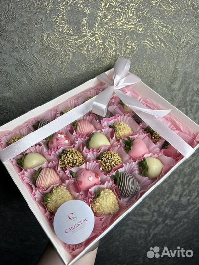 Клубника в шоколаде подарок