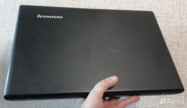 Lenovo G700 большой ноутбук