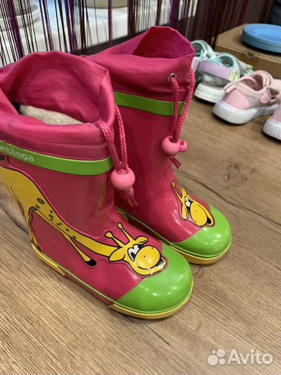 Резиновые сапожки 25