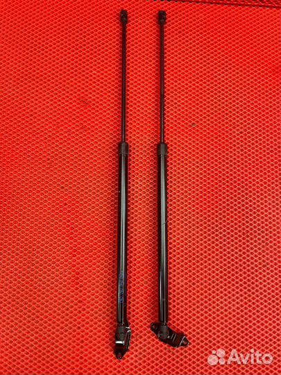 Амортизатор двери багажника Nissan Roox B44A