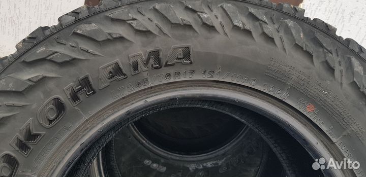 Yokohama Geolandar M/T G003 265/70 R17 121Q