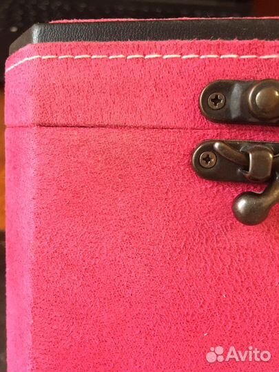 Шкатулка для ювелирных украшений